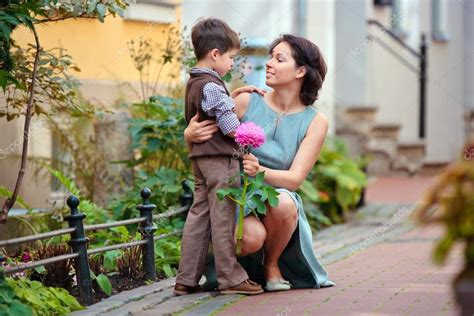 follando con mama|Vídeos de Mamá .